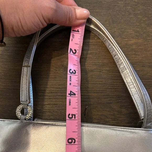 Stuart Weitzman Elegant Women's Vintage Handbag. - Picture 9 of 9